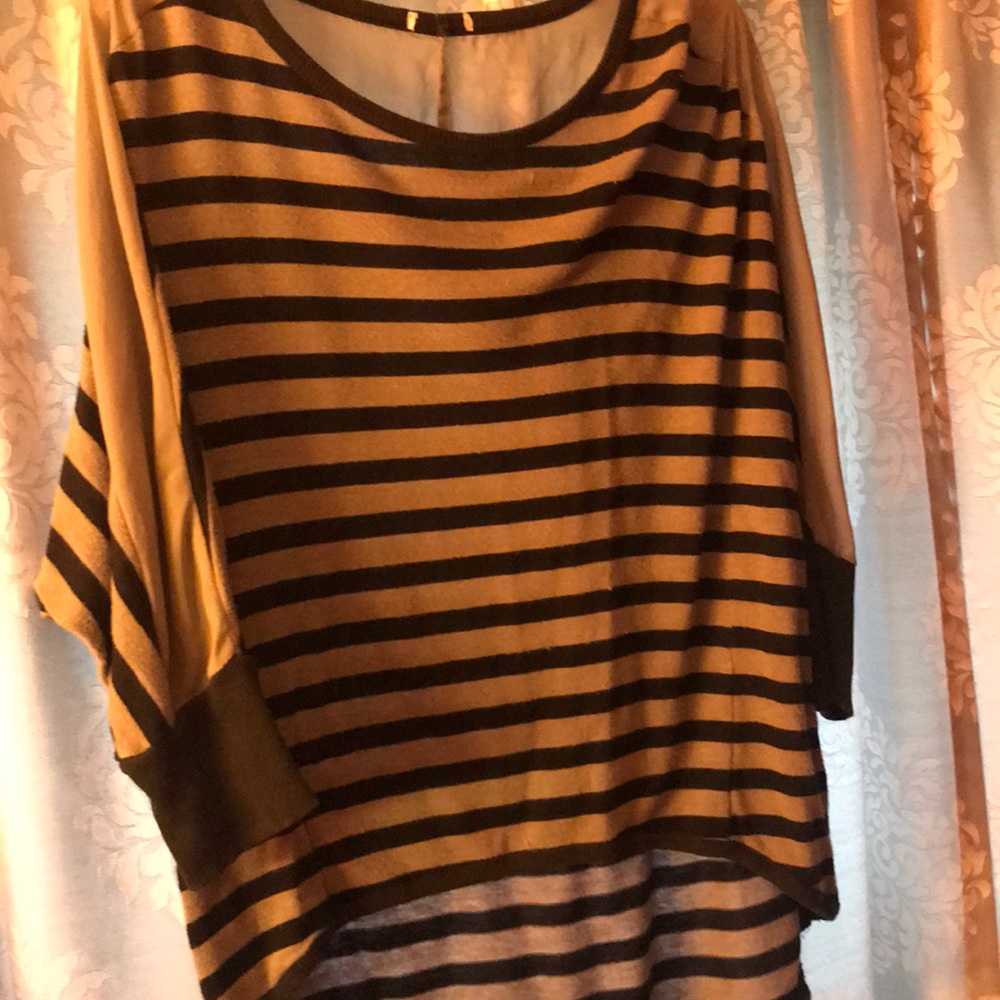Gray and navy striped top